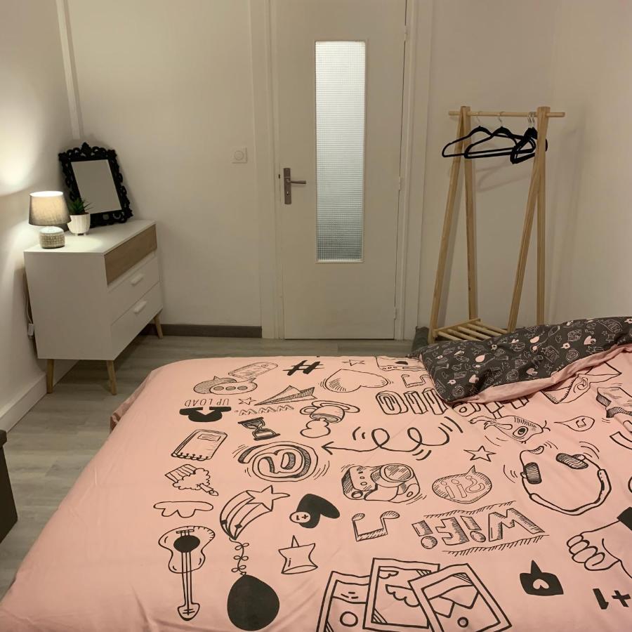 Appartement 4 Personnes Emplacement Ideal Proche Des 24H Et Gare Le Mans Exterior photo