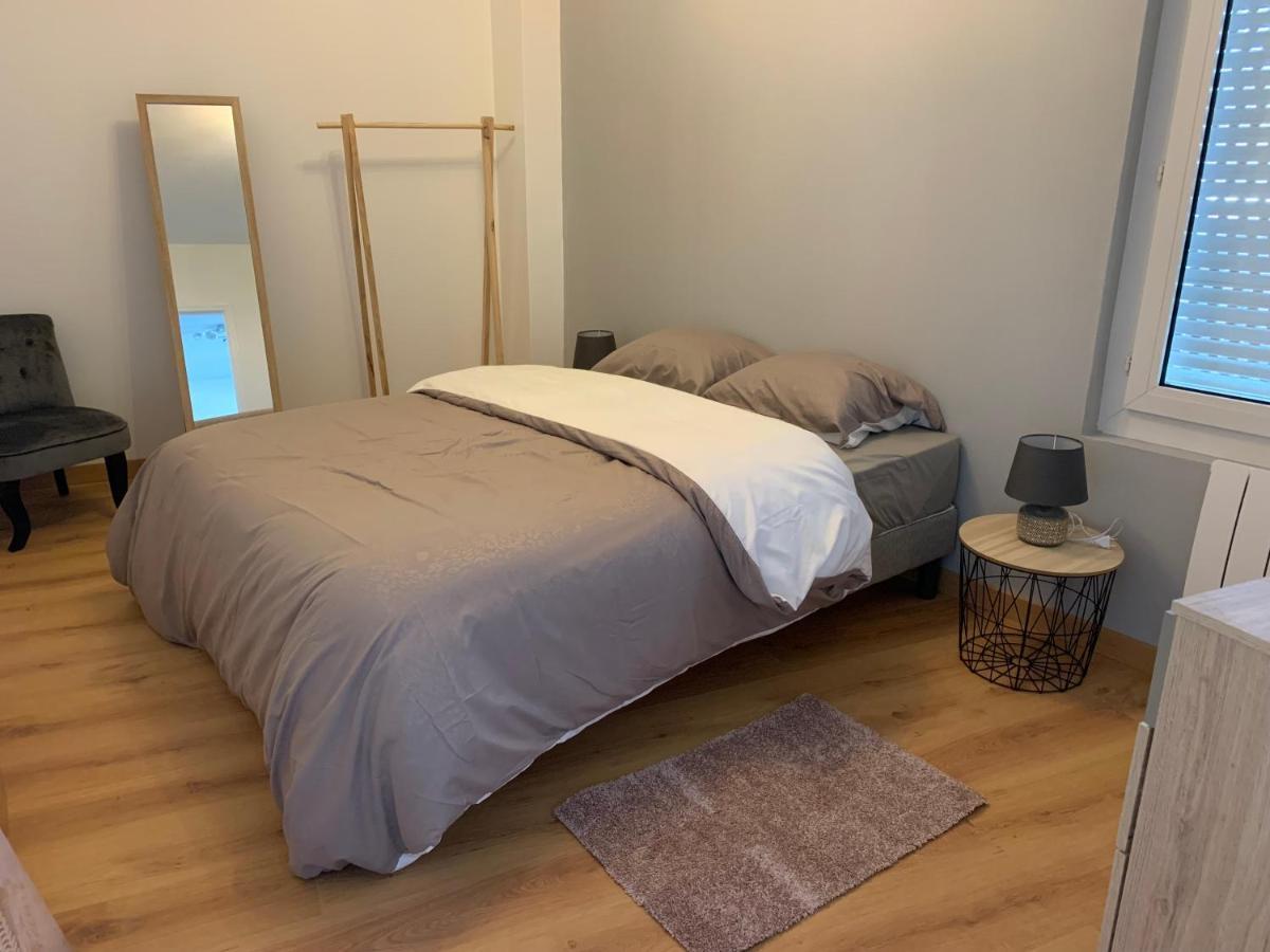 Appartement 4 Personnes Emplacement Ideal Proche Des 24H Et Gare Le Mans Exterior photo